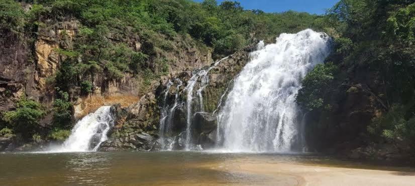 Pouso Oliveira Casa Com Ar Condicionado Villa São João Batista do Glória Buitenkant foto